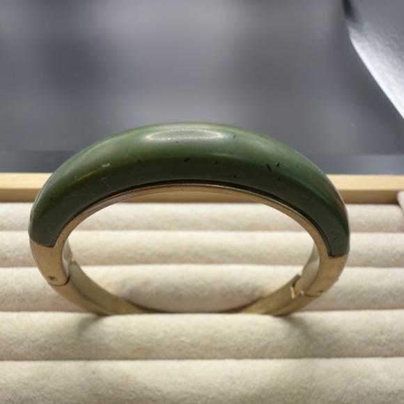 Cabi Jade Gold Tone clamper bangle bracelet - Picture 6 of 8